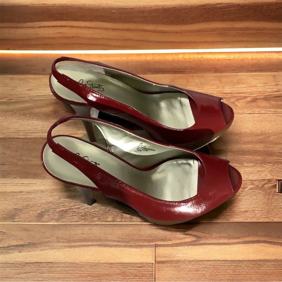 City Streets Women Red Platform - Picture 5 of 7